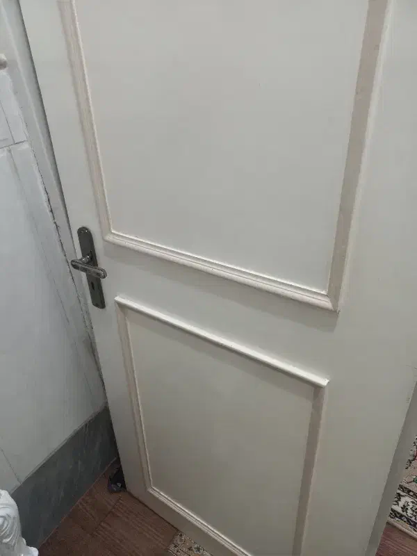 درب چوبی در حد نو|مصالح و تجهیزات ساختمان|قم, انسجام|دیوار