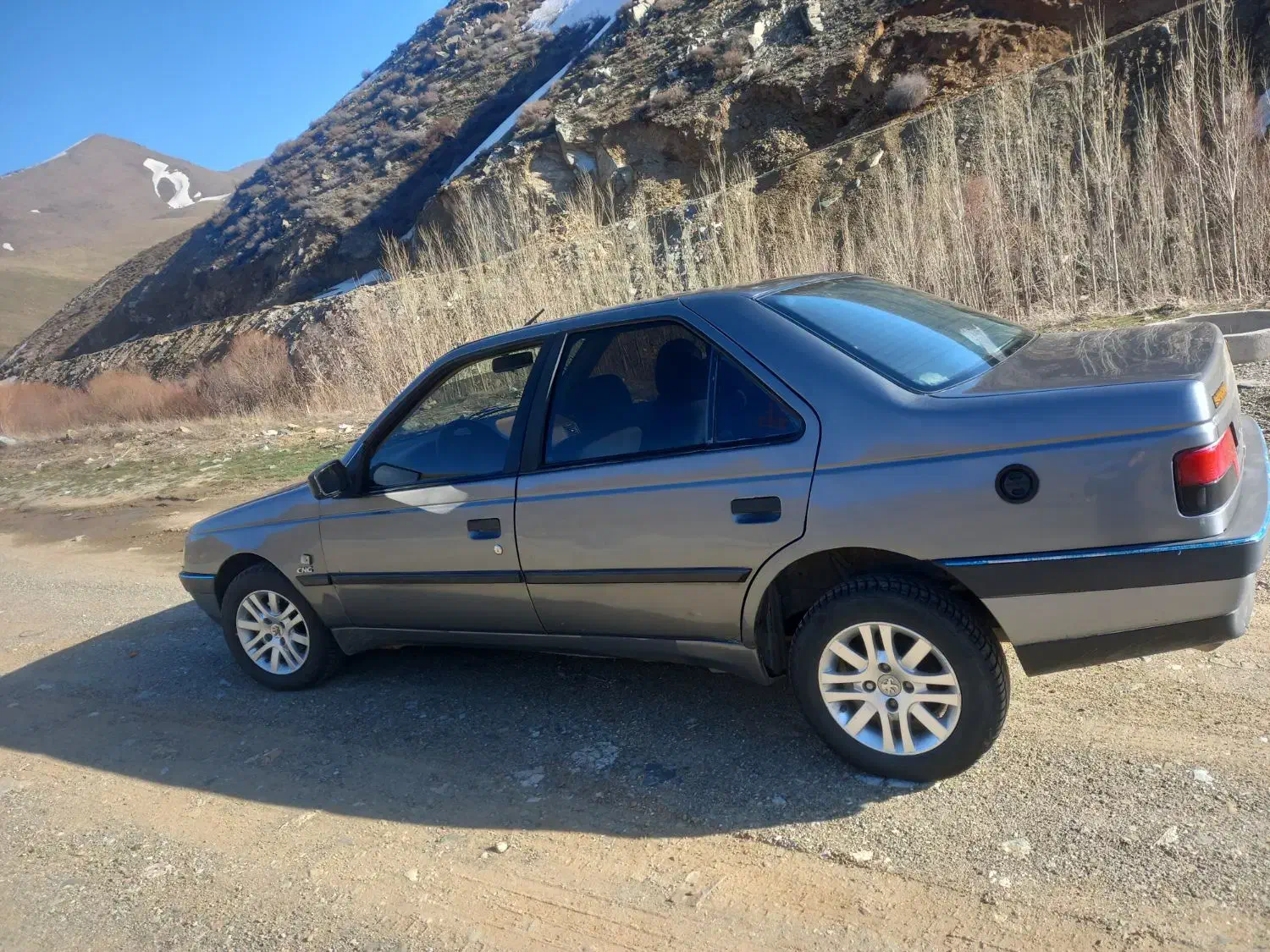 فروشی|خودرو سواری و وانت|بانه, |دیوار