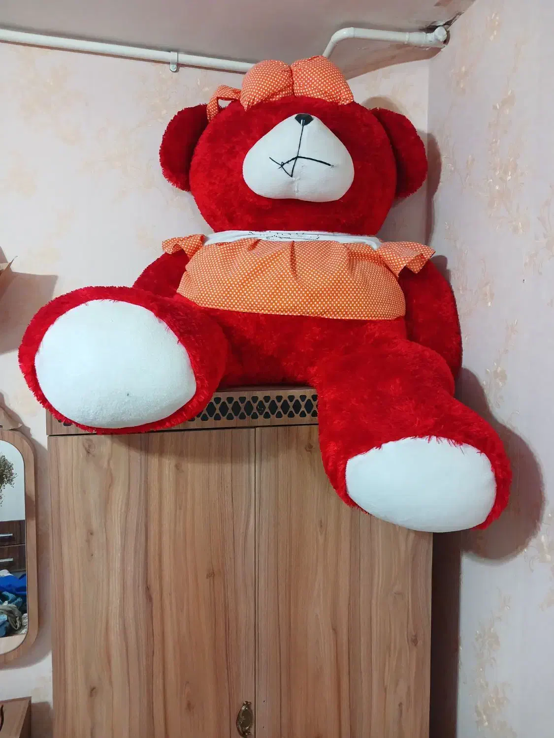 عروسک خرس بزرگ|اسباب‌‌بازی|قائن, |دیوار