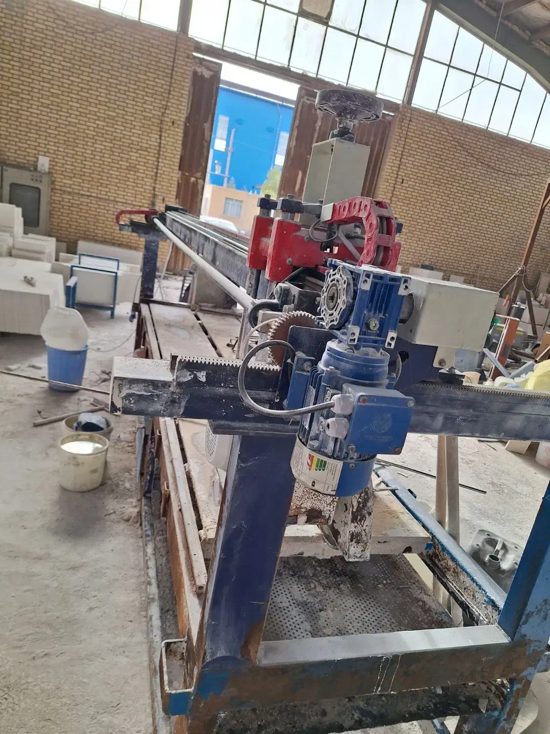 دستگاه برش سنگ تمام اتوماتیک 8جهته ایلیاکو درحد|ماشین‌آلات صنعتی|نمین, |دیوار