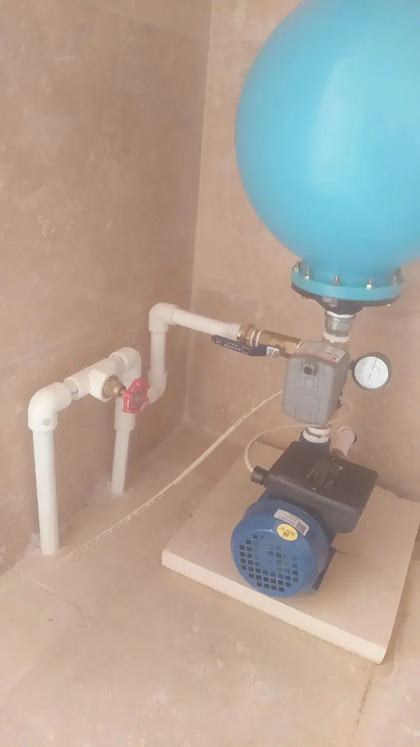 تاسیسات لوله کشی نصب پمپ مخزن تعمیر آب گرمکن|خدمات پیشه و مهارت|کرمان, |دیوار