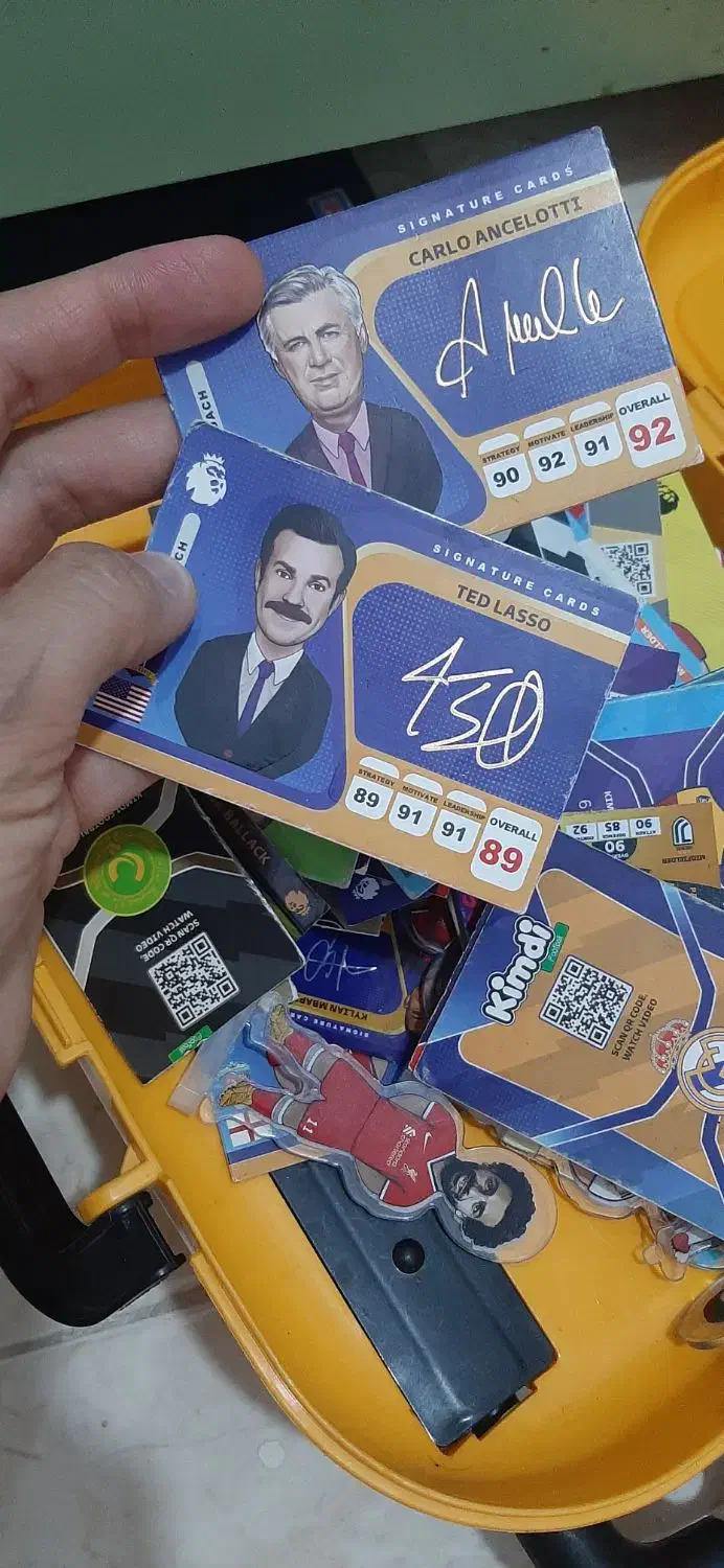 کیمدی|اسباب‌‌بازی|شیراز, ترمینال باربری|دیوار