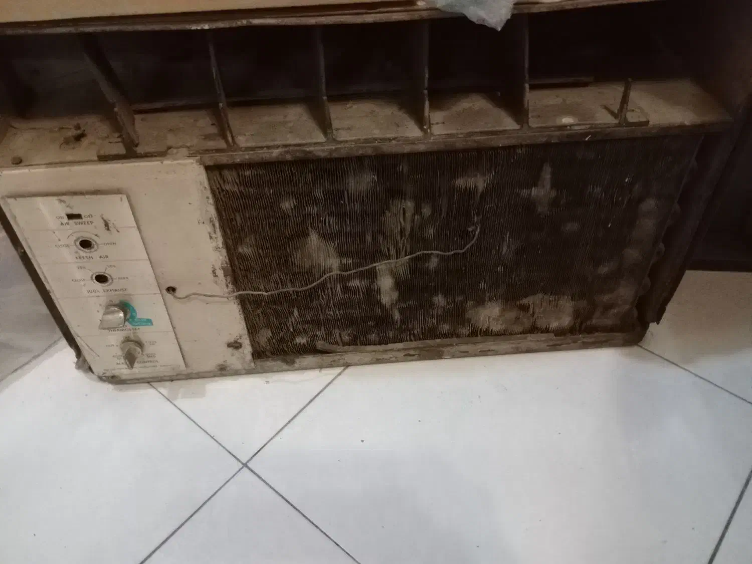 کولر گازی پشت پنجره ای|کولر گازی و فنکوئل|تهران, حشمتیه|دیوار