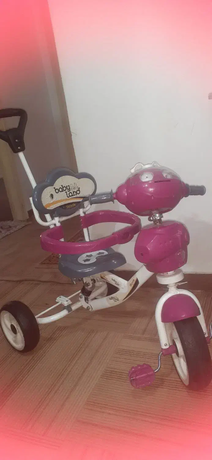 سه چرخه کودک|دوچرخه، اسکیت، اسکوتر|مهاجران, |دیوار