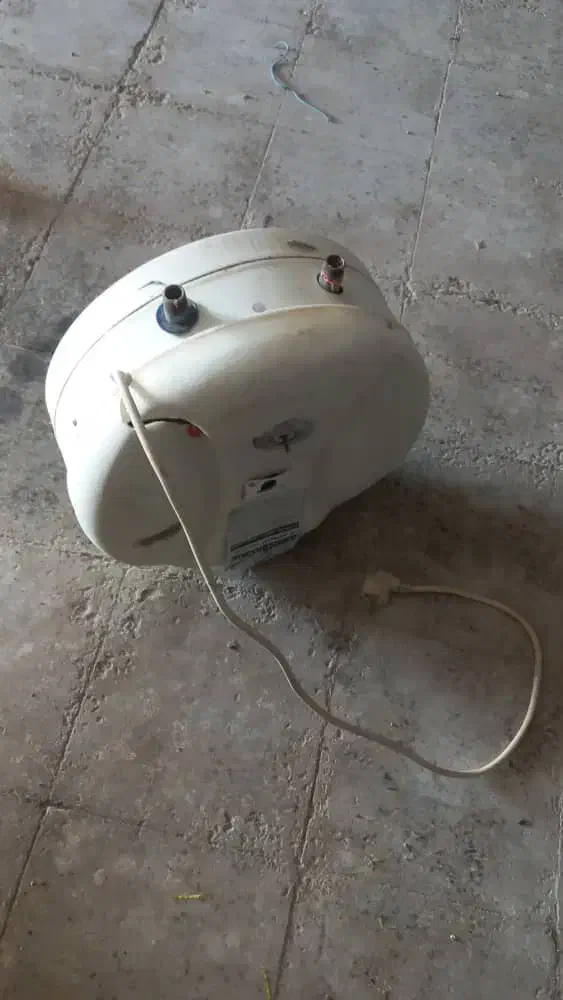 آبگرمکن گازی Lorch.. وآبگرمکن برقی آزمون سالم|آبگرمکن، پکیج، شوفاژ|حمیدیه, |دیوار