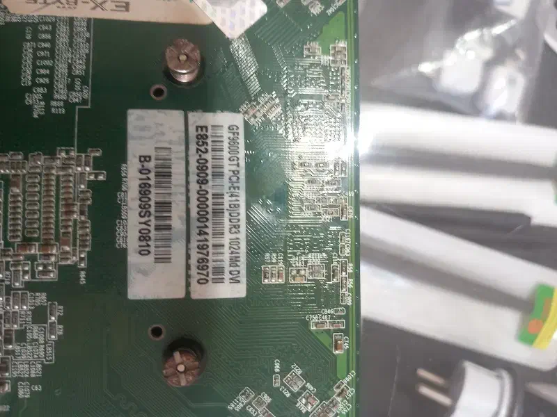 کارت گرافیک 1 گیگ مدل gf9600gt|قطعات و لوازم جانبی رایانه|فاضل آباد, |دیوار