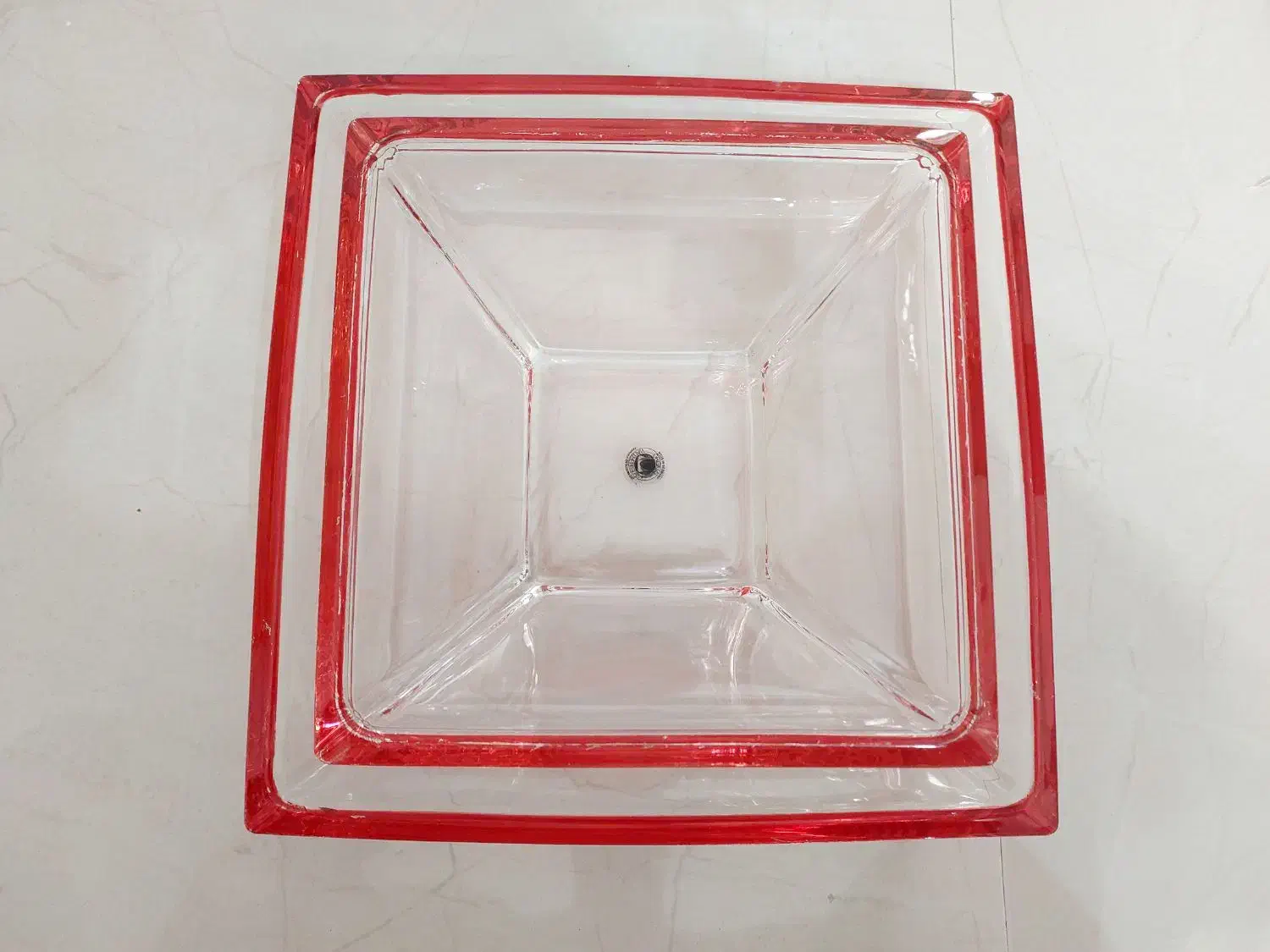 زیر و رو اصل والتر و ظروف دیگر. ورق بزنید|ظروف سرو و پذیرایی|رشت, منظریه|دیوار