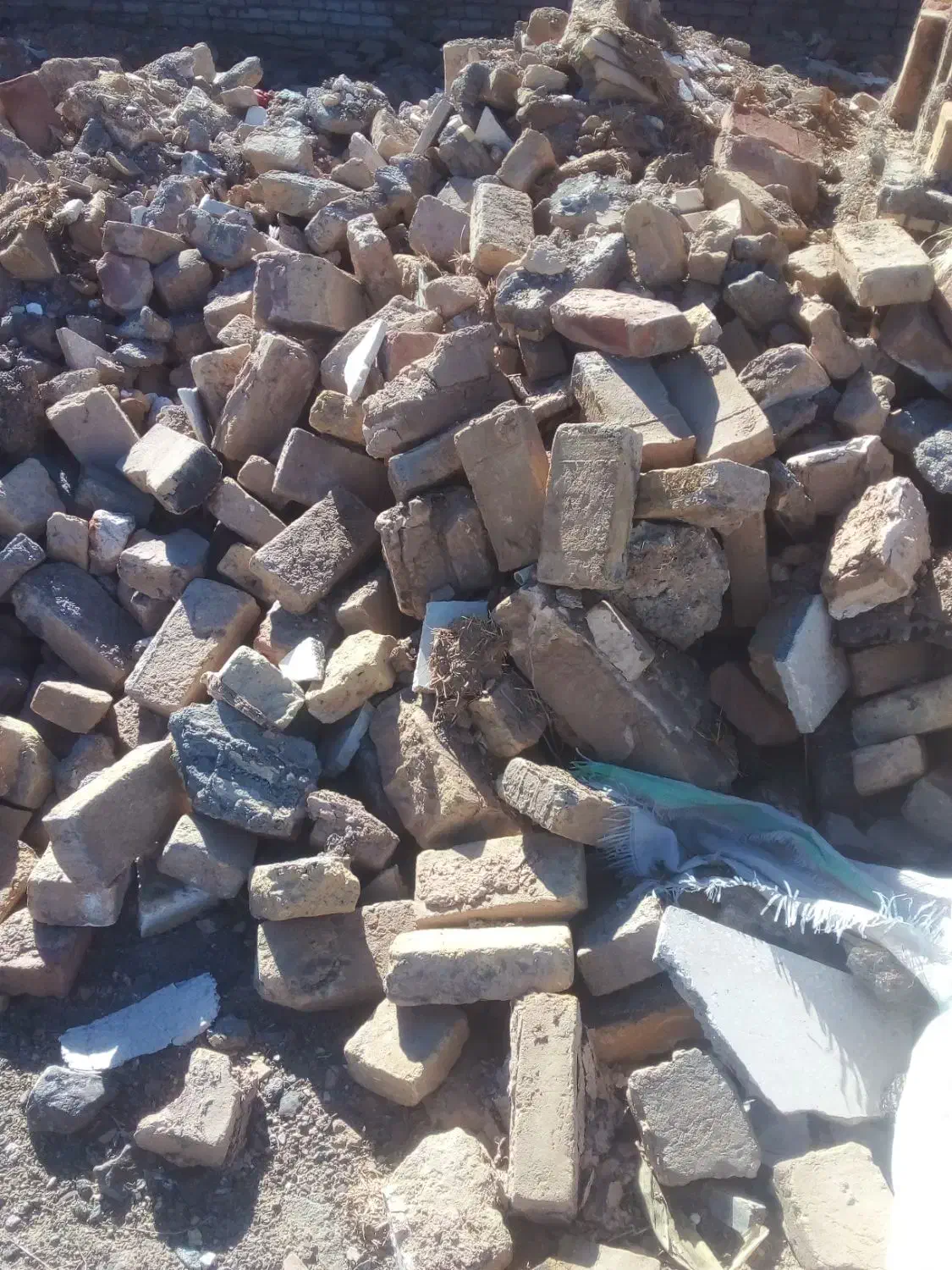 آجرفروشی|مصالح و تجهیزات ساختمان|سبزوار, قصبه شرقی|دیوار