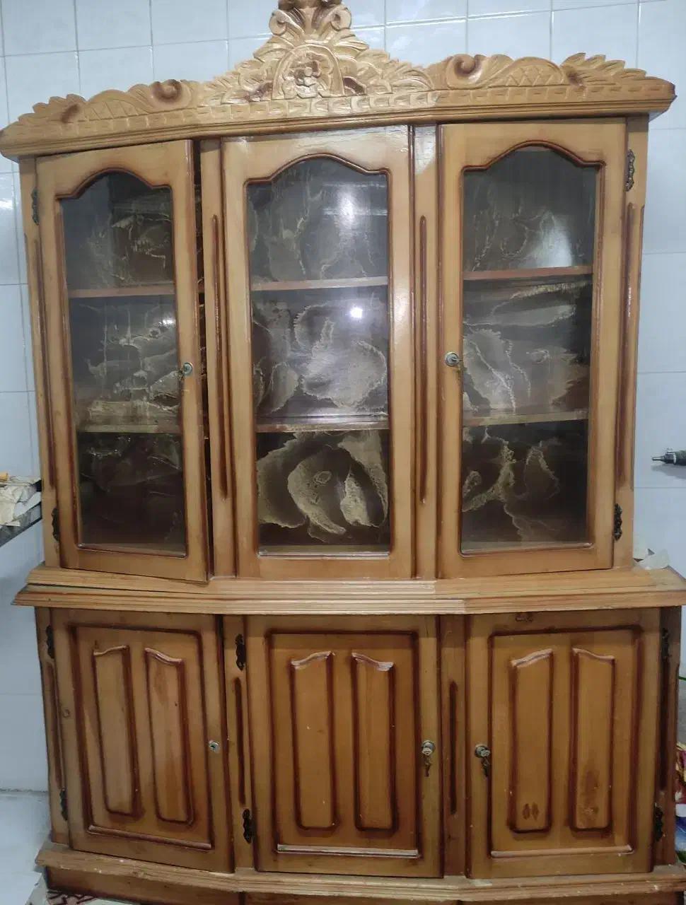 ویترین چوبی|بوفه، ویترین، کنسول|نجف‌آباد, گلبهار|دیوار