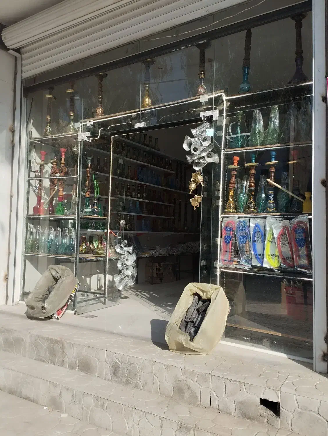 واگزاری مغازه در بهترین موقعیت سراوان|اجارهٔ مغازه و غرفه|سراوان, |دیوار