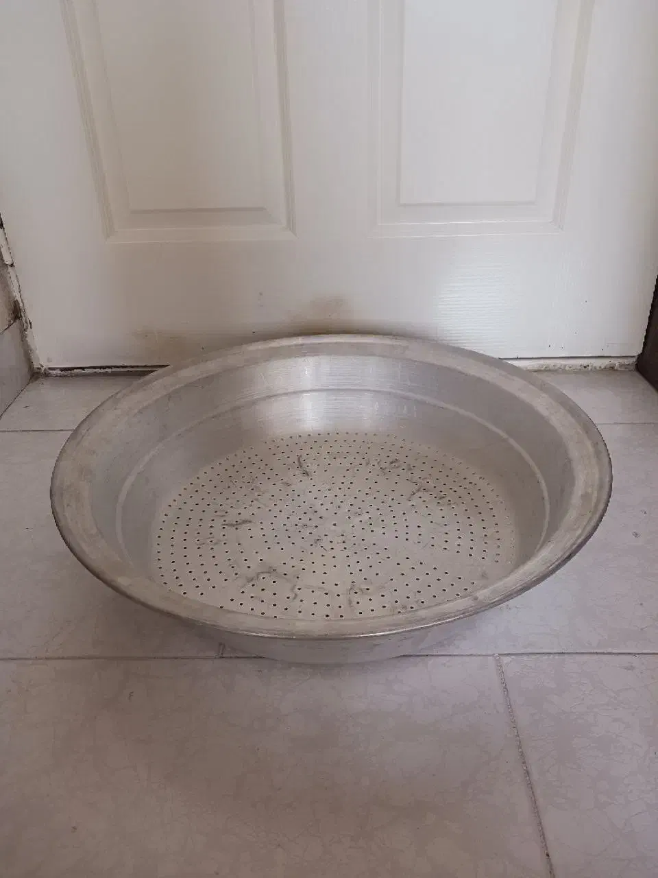 قابلمه و آبکش روحی|ظروف پخت‌وپز|تبریز, |دیوار