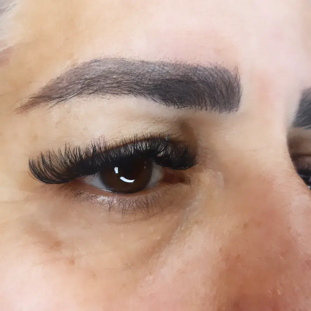 مدل برای کاشت مژه کلاسیک،والیوم،مگاوالیوم|خدمات آرایشگری و زیبایی|آمل, |دیوار