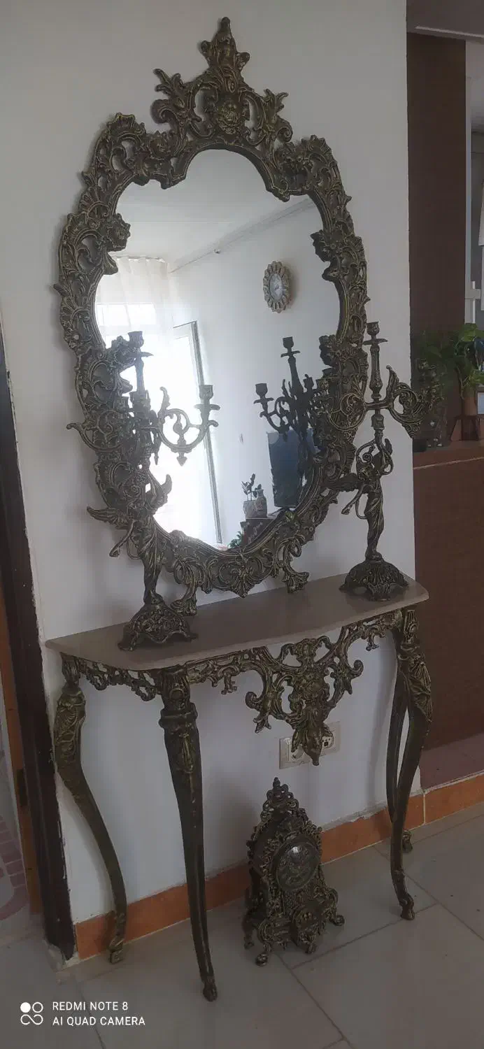 آیینه کنسول|بوفه، ویترین، کنسول|صحنه, |دیوار