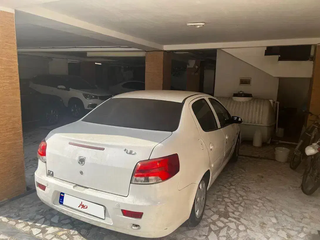 رانا پلاس ۱۴۰۰ بی رنگ|خودرو سواری و وانت|رشت, معلم|دیوار