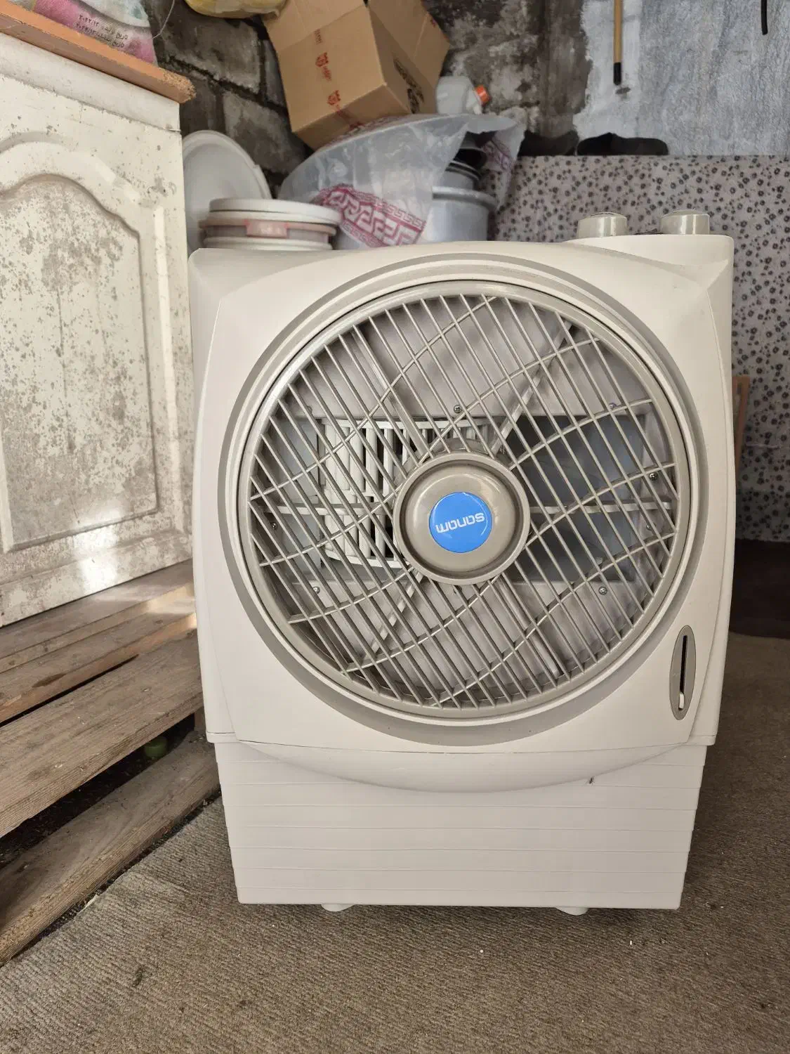 کولرآبی|کولر آبی|بندر انزلی, کلیور|دیوار