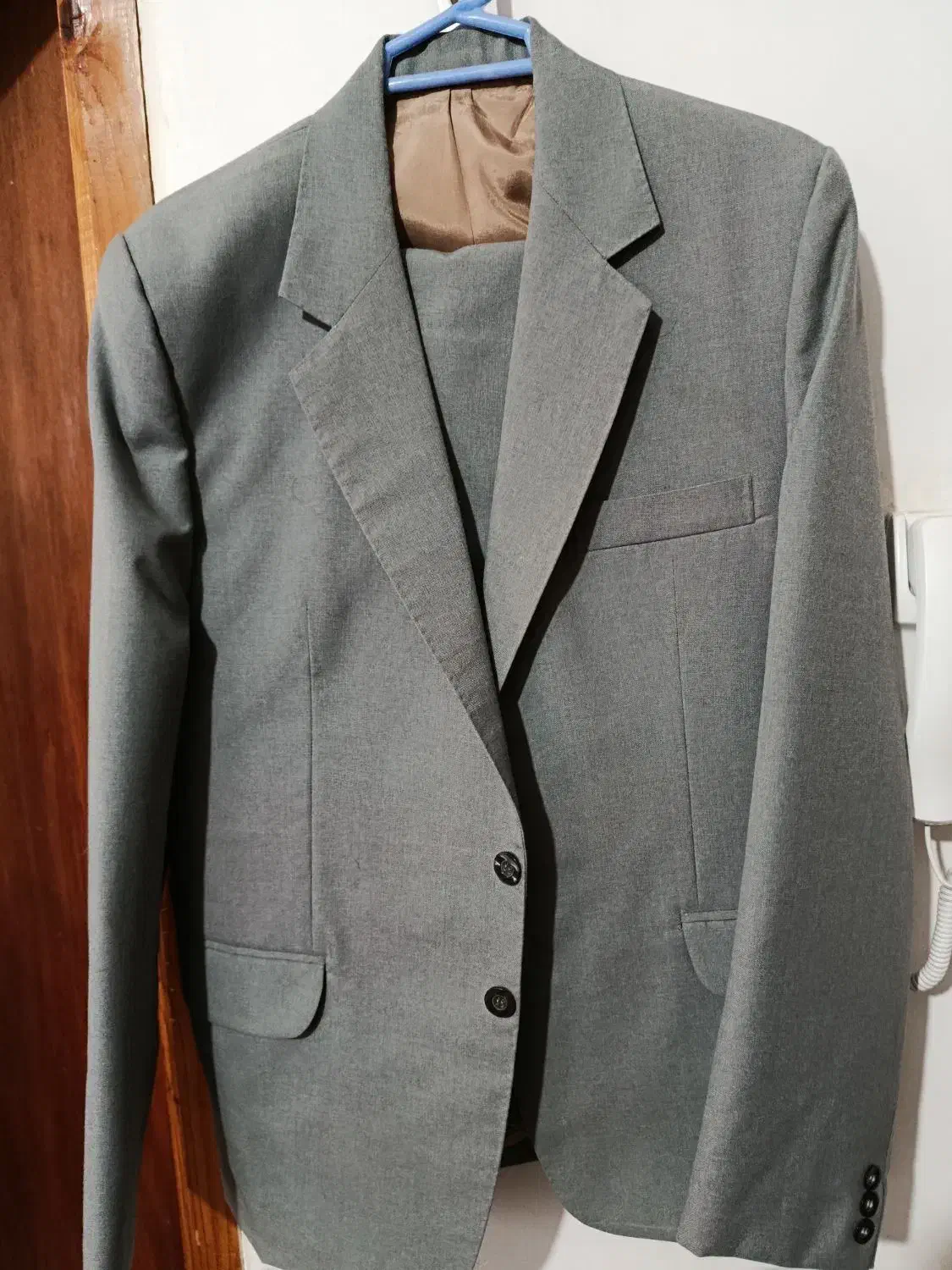 فروش کت و شلوار مردانه کاملا نو|لباس|رحیم‌آباد, |دیوار