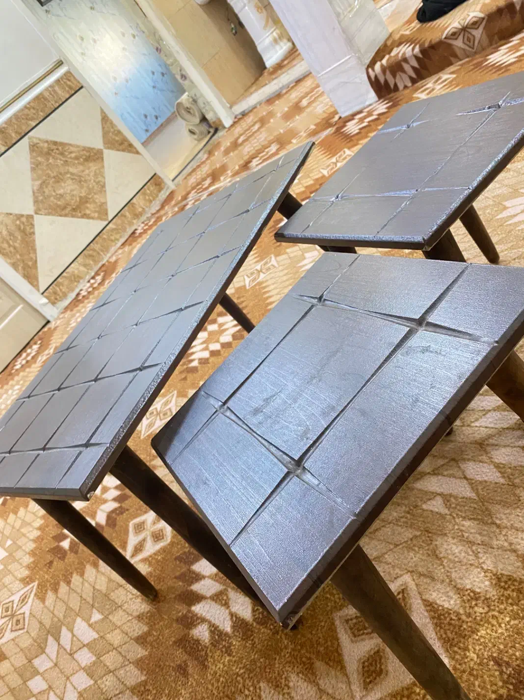 گل میز|میز و صندلی غذاخوری|شوشتر, |دیوار