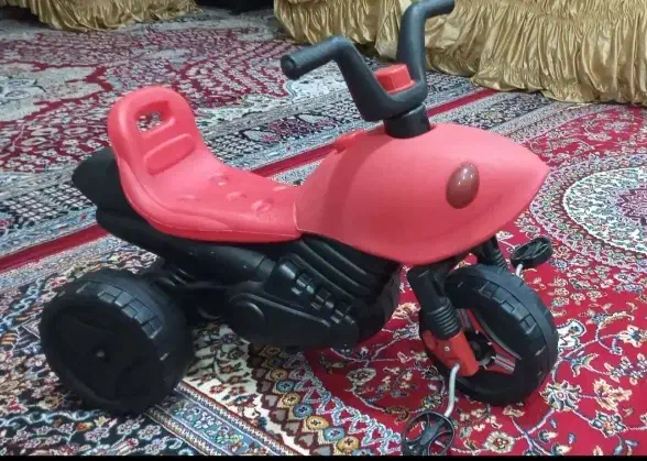 سه چرخه|دوچرخه، اسکیت، اسکوتر|شوشتر, |دیوار