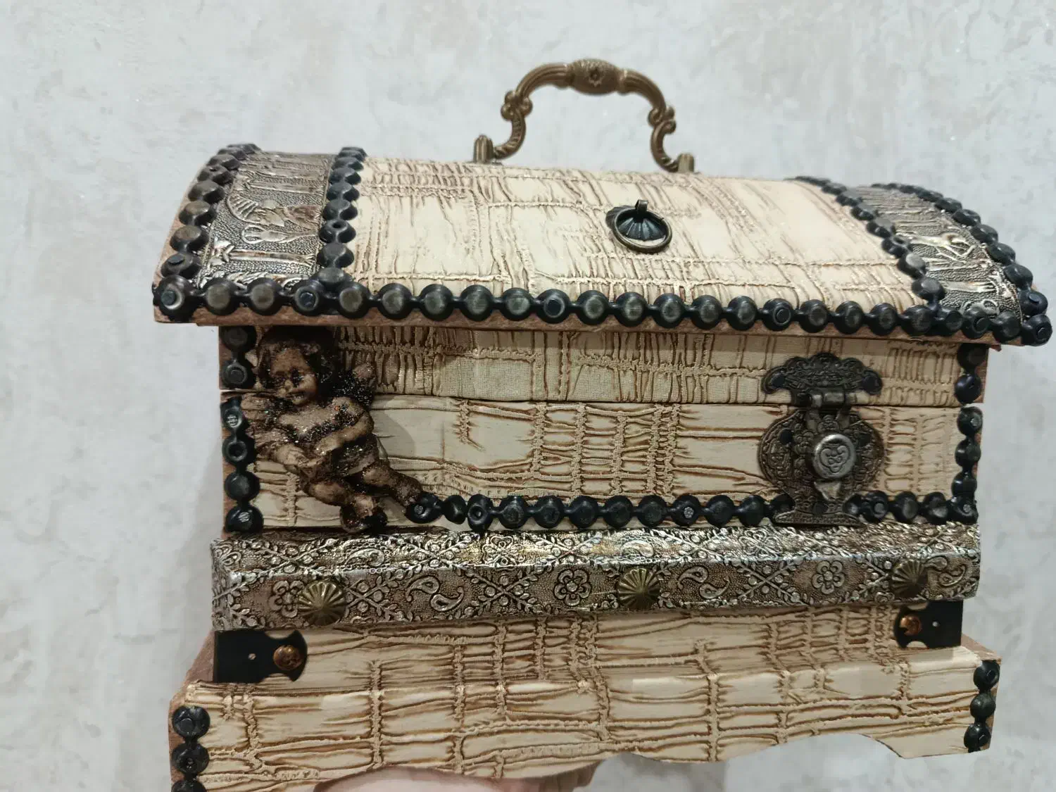 جعبه آرایشی|آرایشی، بهداشتی، درمانی|بناب, |دیوار