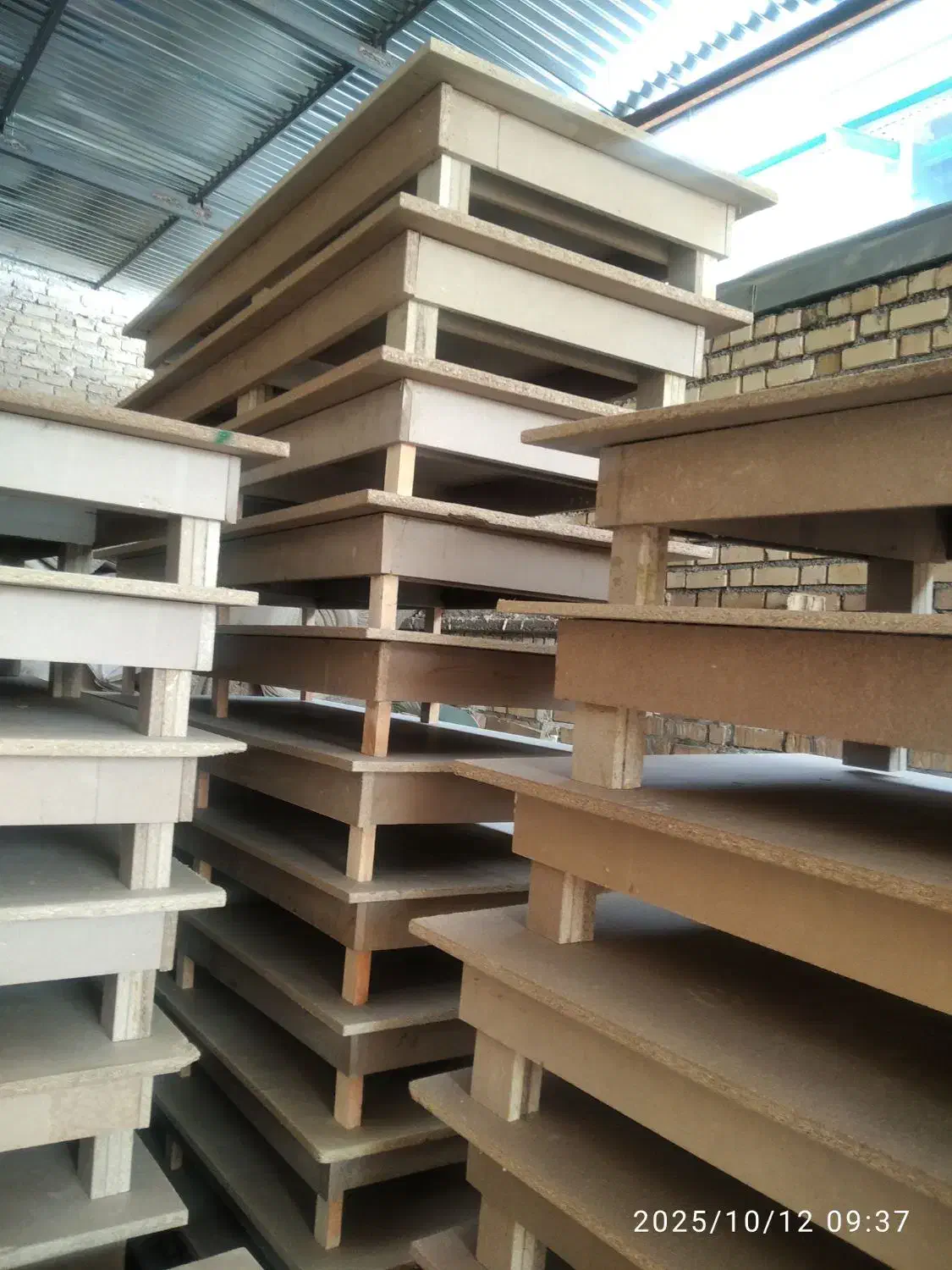 زیر تختی با کیفیت و استحکام بالا|تخت و سرویس خواب|گلبهار, شهر جدید گلبهار|دیوار