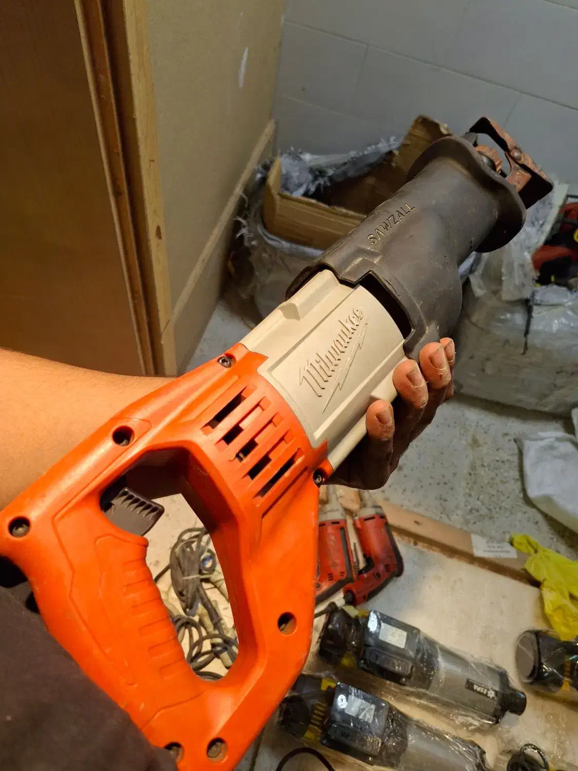 اره افقی بر آمریکایی اصل استوک دریل مینی فرز|ماشینآلات صنعتی|ریگ, |دیوار