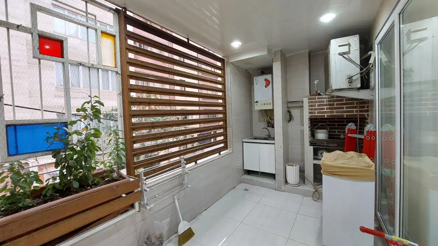 علوی / تک واحده / ۴ خواب|فروش آپارتمان|خرمآباد, |دیوار