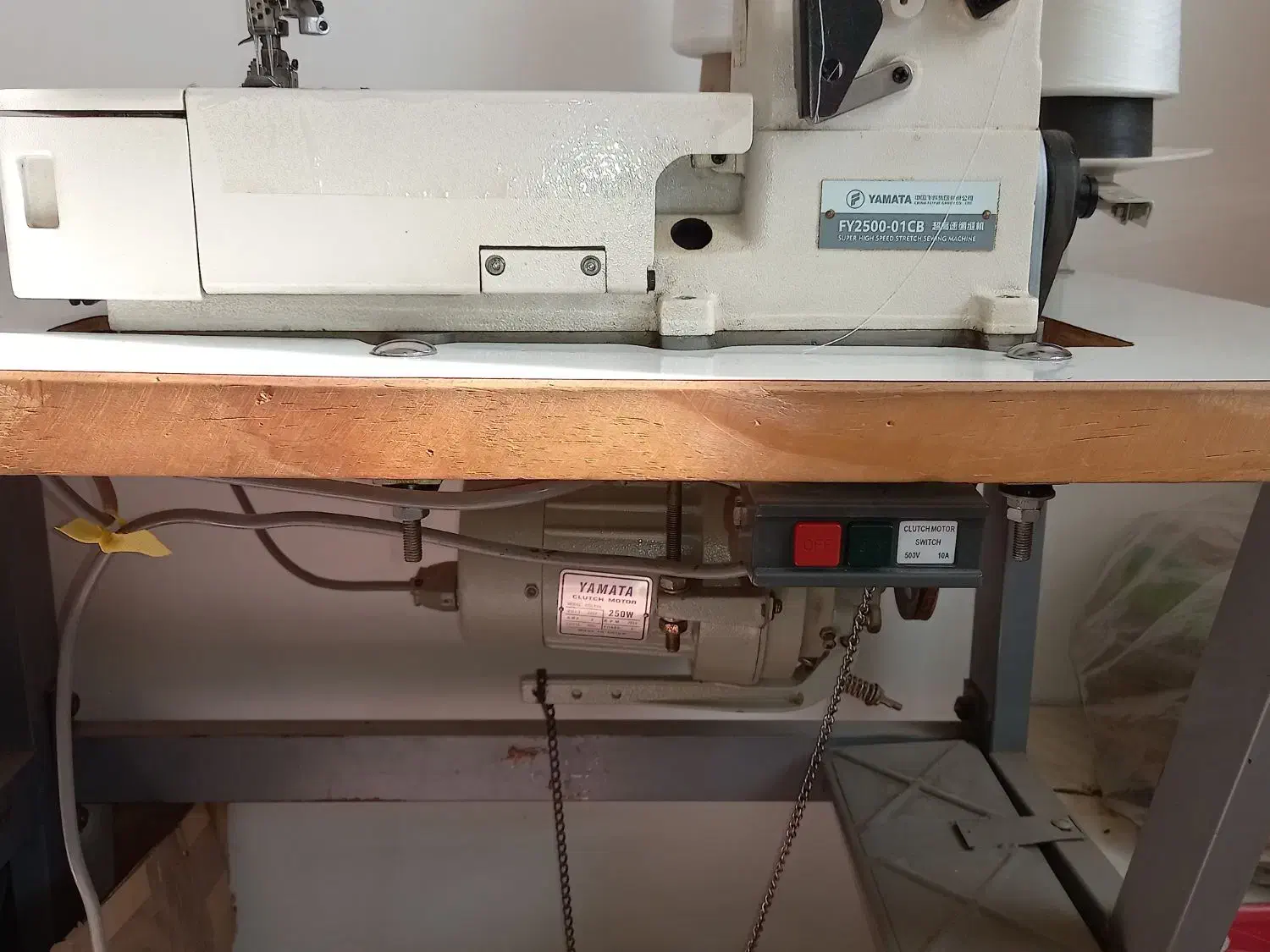 چرخ میاندوز|چرخ خیاطی و ریسندگی|بروجرد, |دیوار