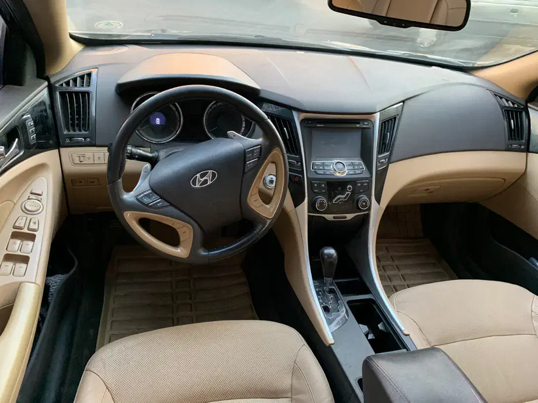 کارشناس تامین وفروش خودرو خانم|استخدام بازاریابی و فروش|تهران, نارمک|دیوار