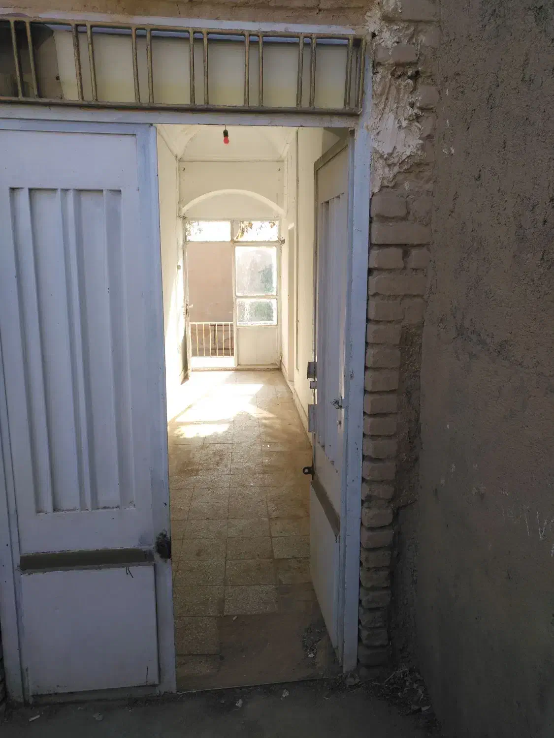 فروش منزل مسکونی 300متری مرکز شهر|فروش خانه و ویلا|کاشمر, |دیوار