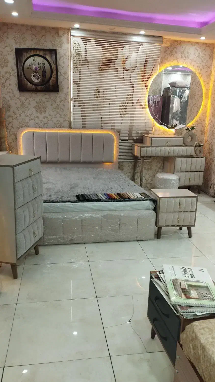 مینی مال کلاسیک هتلی|تخت و سرویس خواب|اصفهان, طاحونه|دیوار