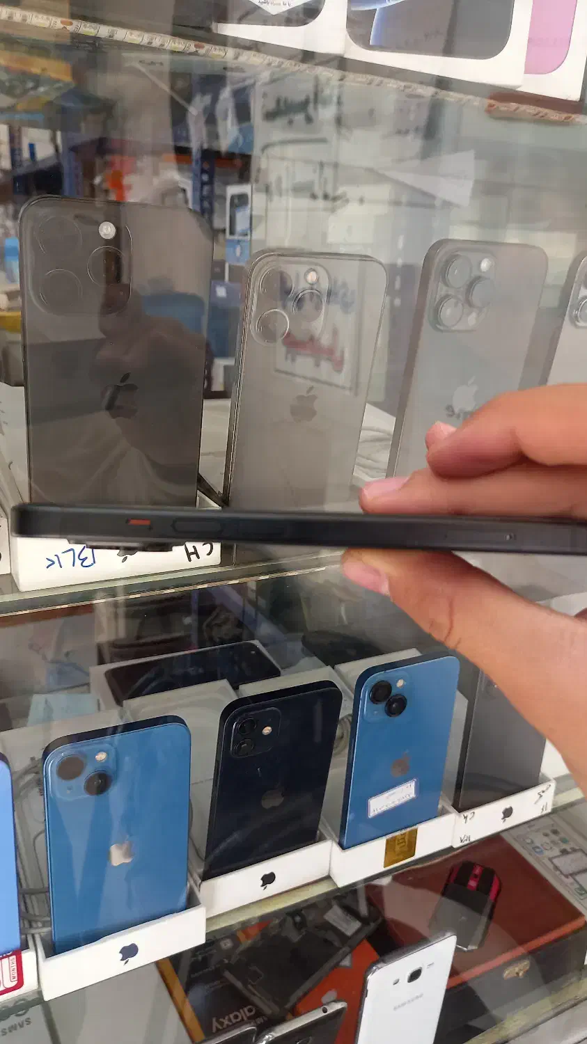 ۱۵ نرمال|موبایل|اصفهان, کلمه خوران|دیوار