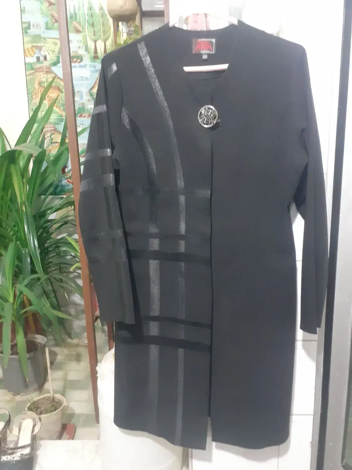 مانتووکفش|لباس|فلاورجان, |دیوار