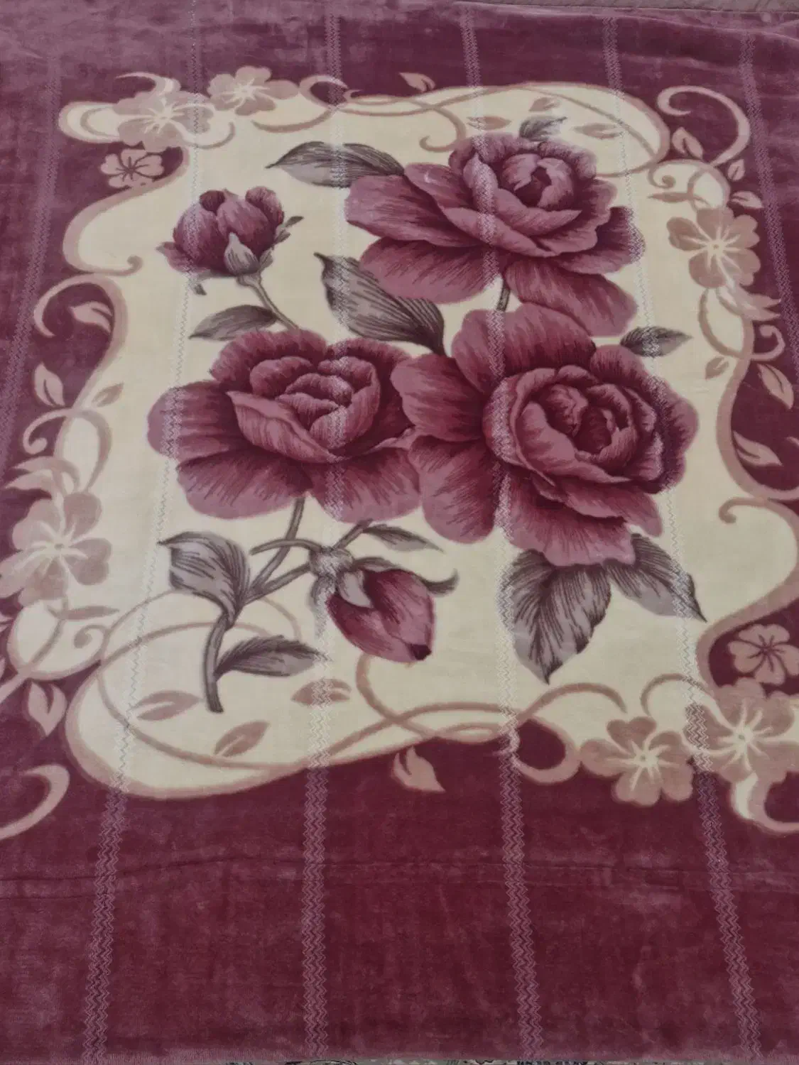 پتو گلبافت دو نفره ضخیم|رختخواب، بالش، پتو|ری, دولتآباد|دیوار