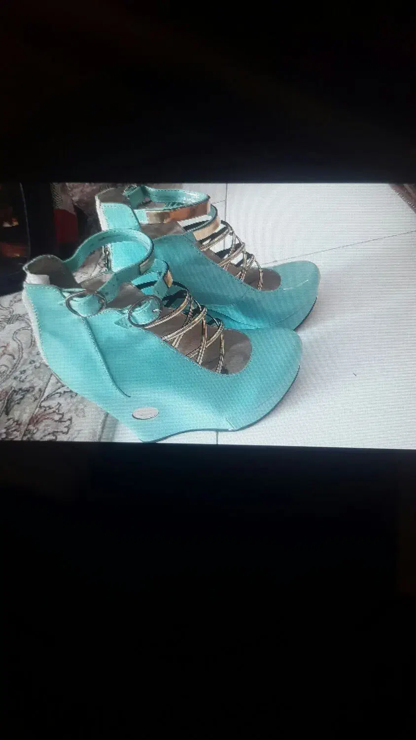 کفش مجلسی|لباس|فردیس, قریشی|دیوار