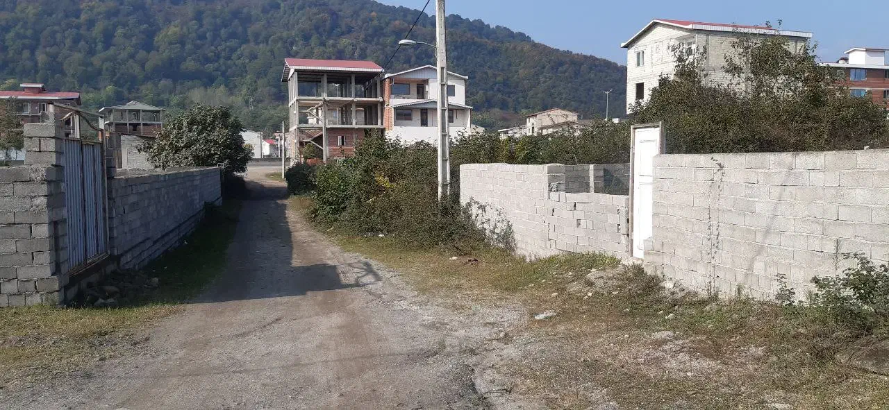 زمین چهار دیواری جاده آستارا|فروش زمین و ملک کلنگی|لوندویل, |دیوار