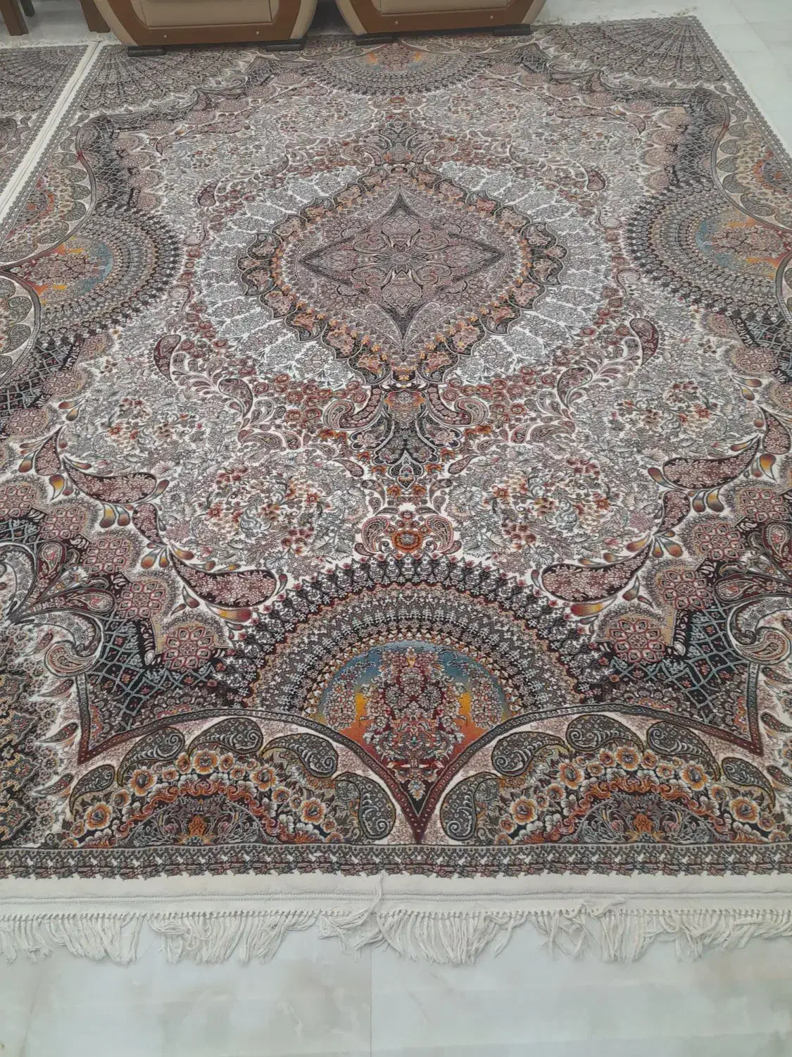 فرش ۱۲ متری در حد نو|فرش|کرمانشاه, |دیوار