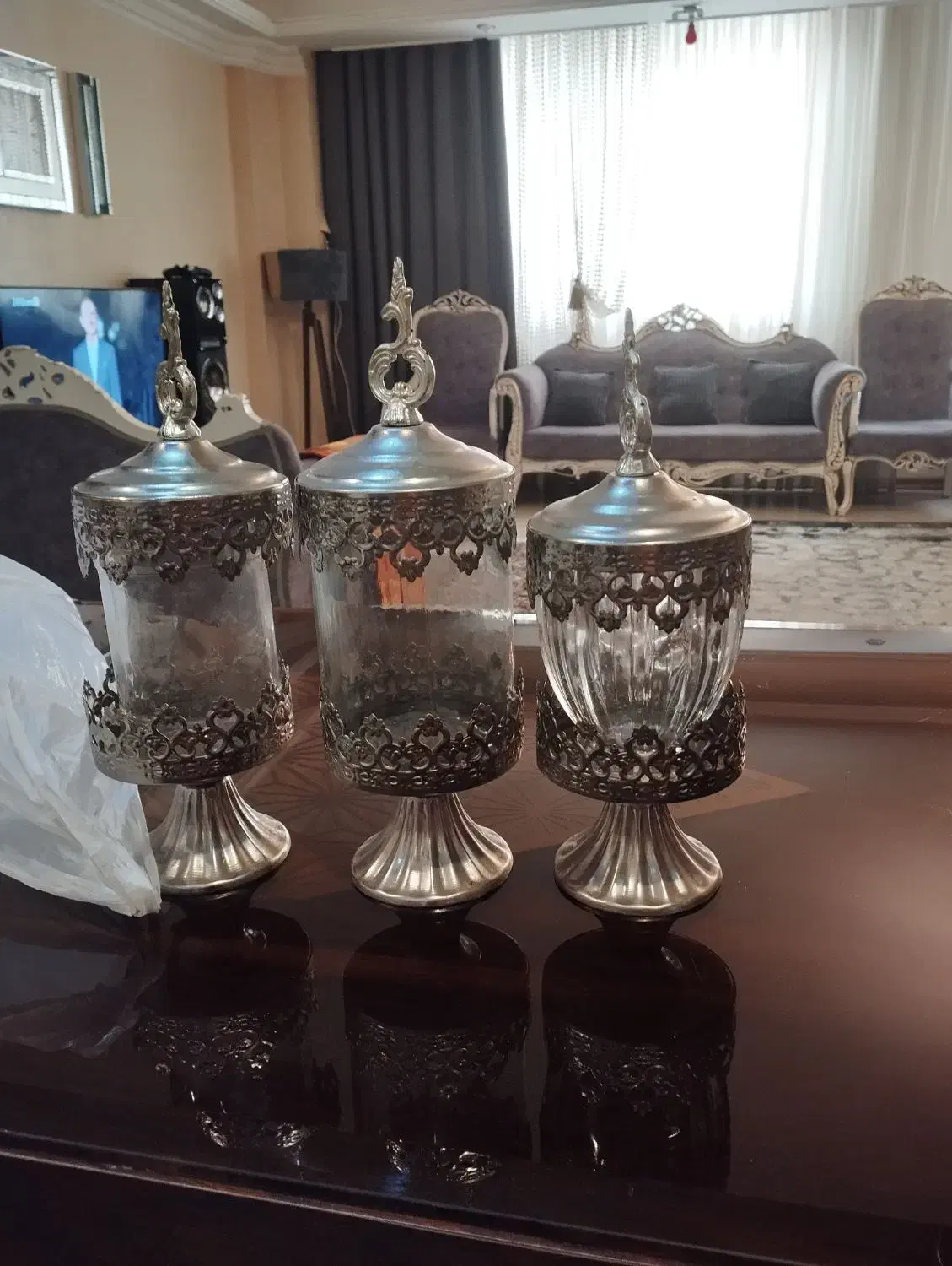 پاسماوری|ظروف سرو و پذیرایی|نیشابور, دارایی|دیوار