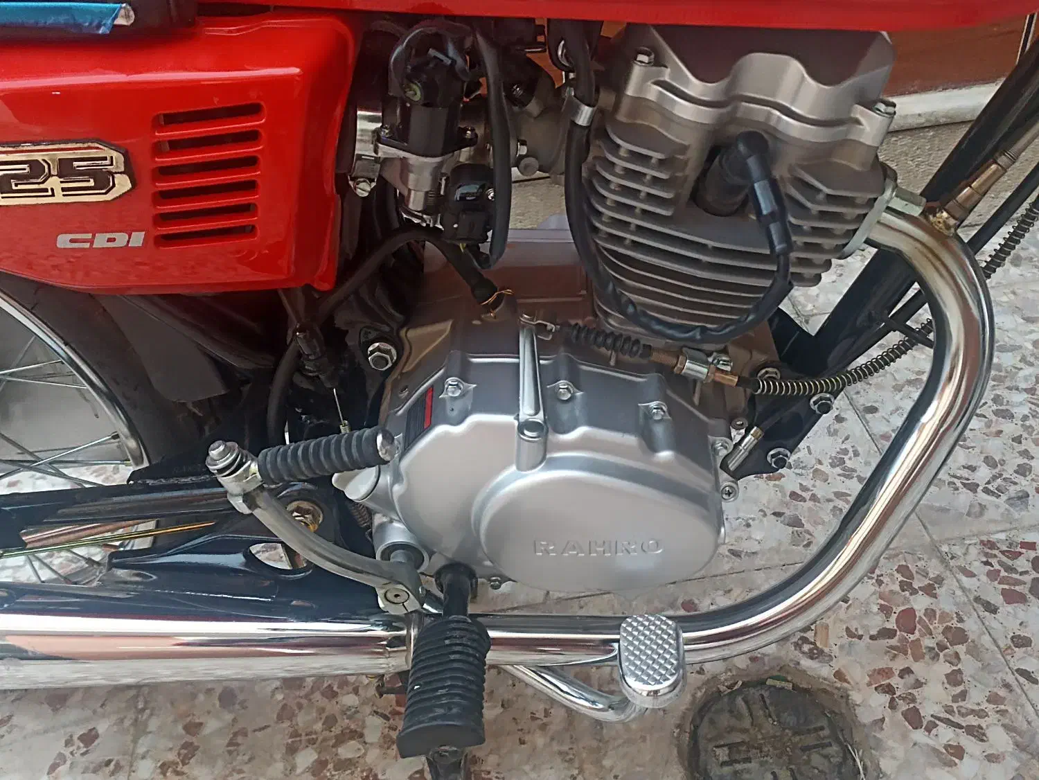 موتور رهرو ۱۴۰۴|موتورسیکلت|شیراز, بریجستون|دیوار