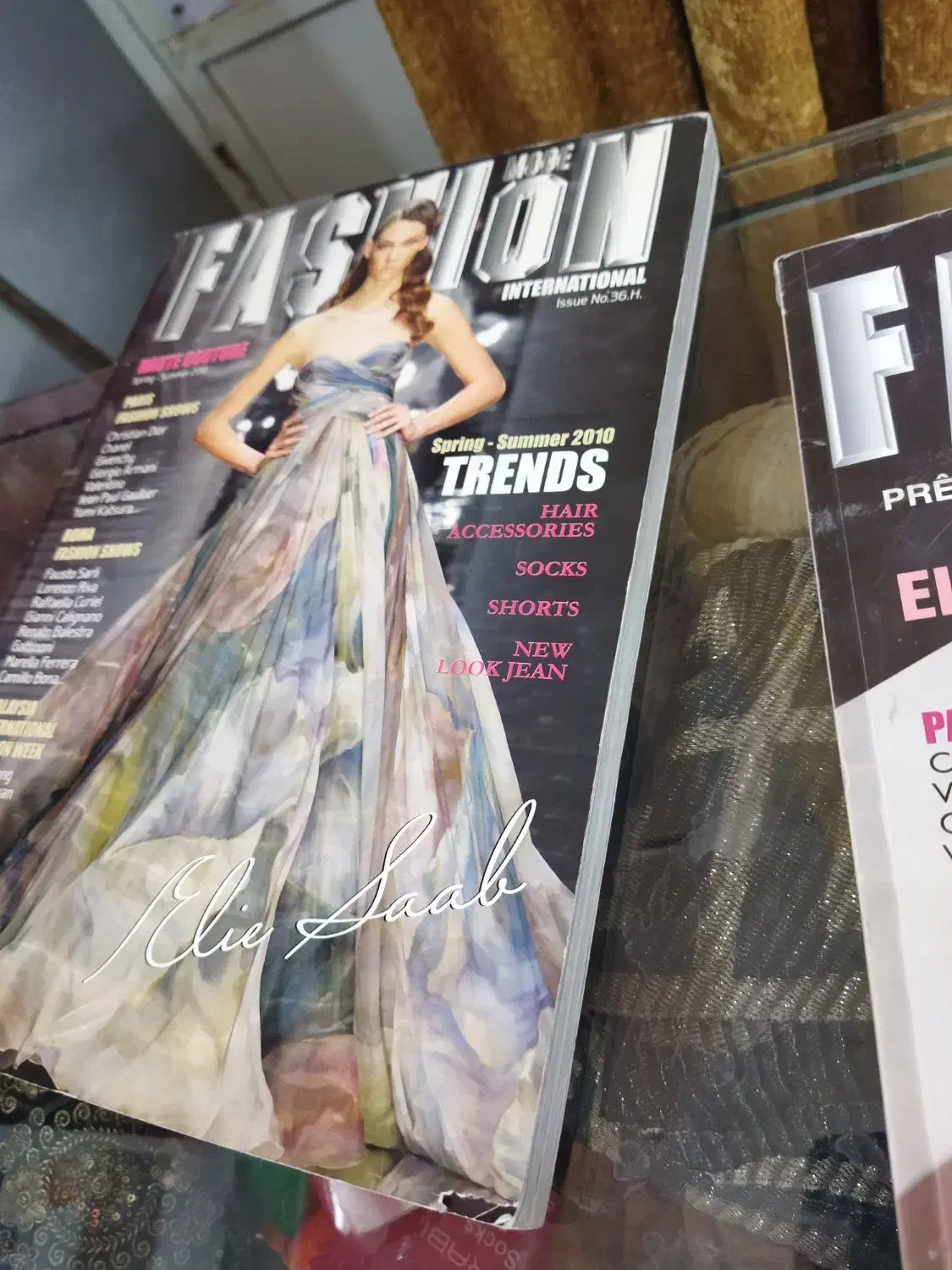 ژورنال خیاطی خارجی|کتاب و مجله تاریخی|گنبد کاووس, |دیوار