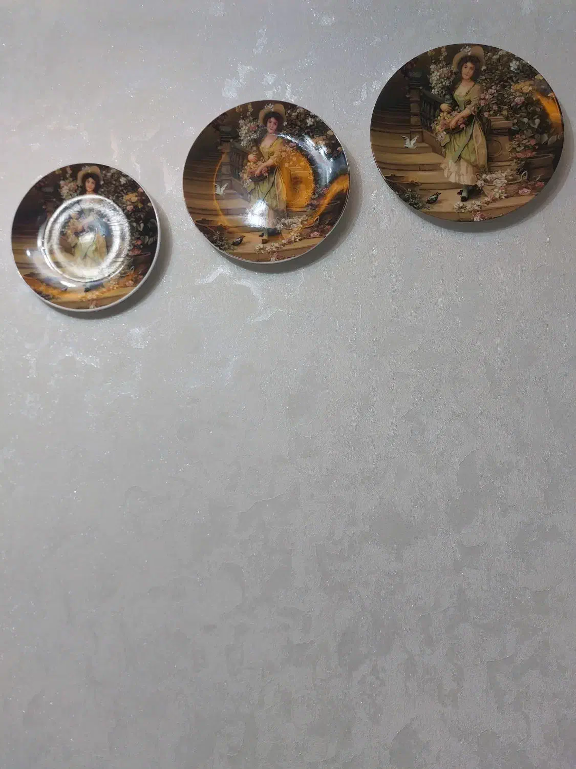 نداشتن جای کافی و شلوغی|مجسمه، تندیس، ماکت|اسلامشهر, باغ فیض|دیوار