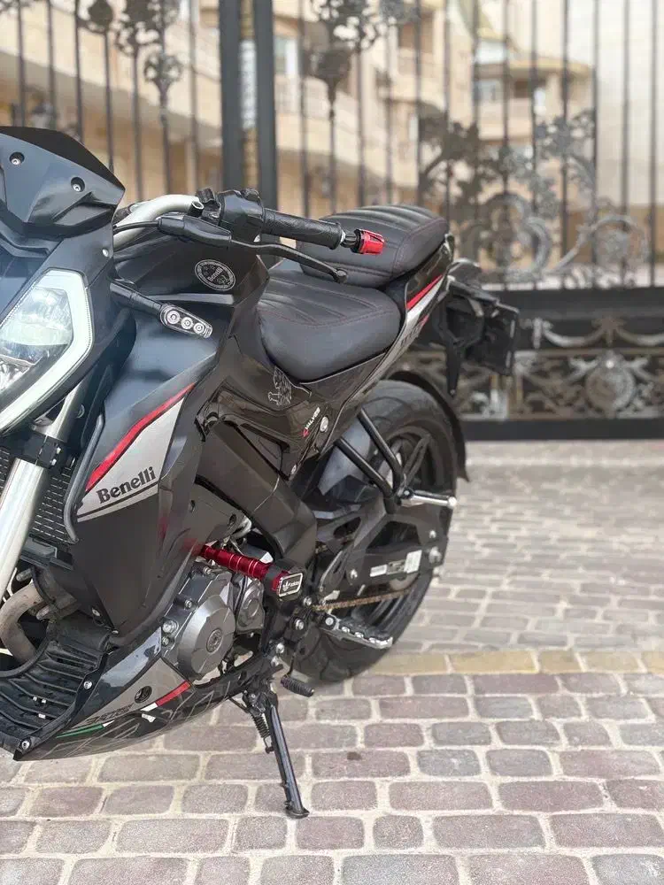 بنلی ۱۸۰s لوازمی فوری|موتورسیکلت|اردبیل, |دیوار