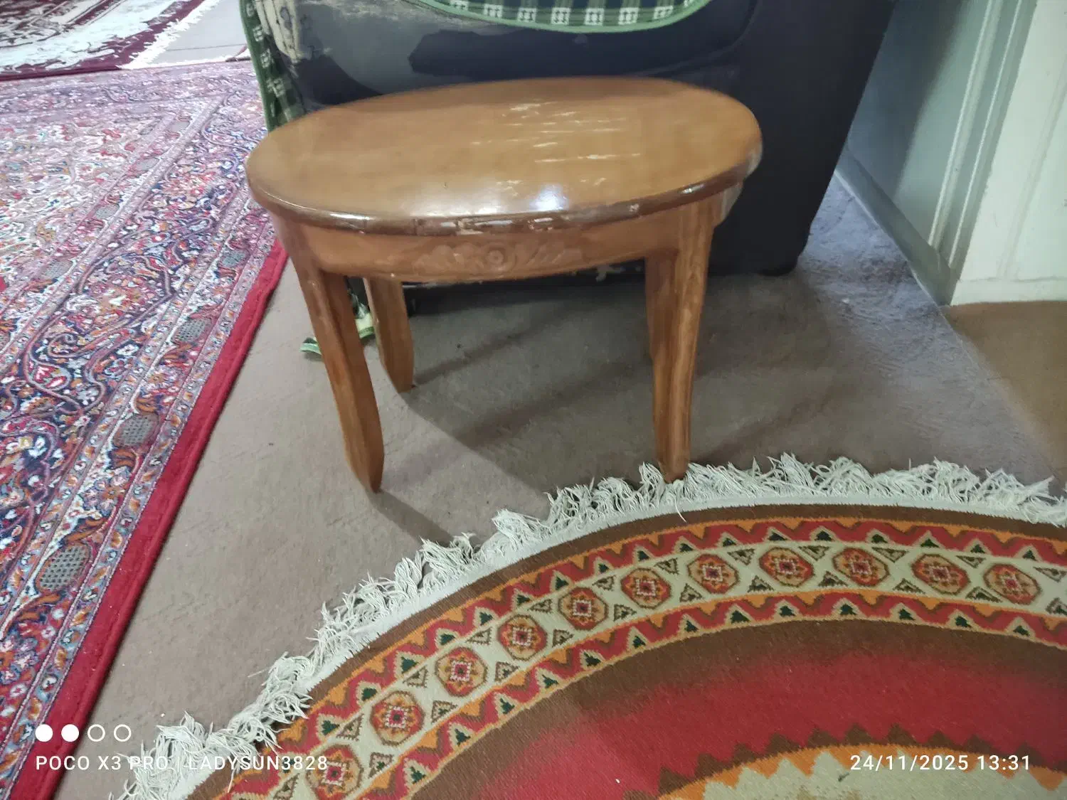 مبل مبل هفت نفره ،گل میز و میز تحریر،۲میلیون مقطوع|مبلمان خانگی و میز عسلی|کازرون, |دیوار