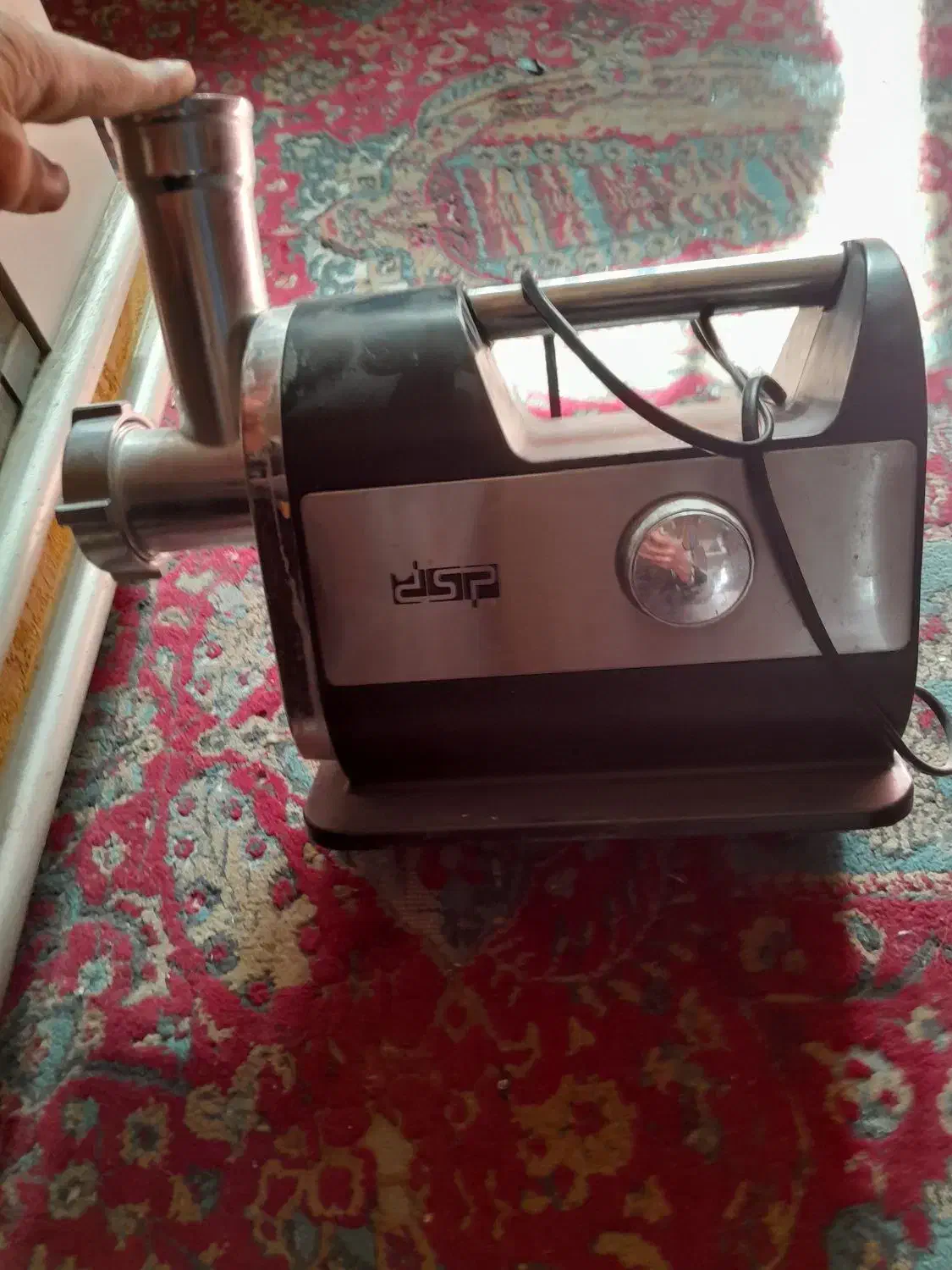 چرخ گوشت|خردکن، آسیاب، غذاساز|نجف‌آباد, حومه نجف آباد|دیوار