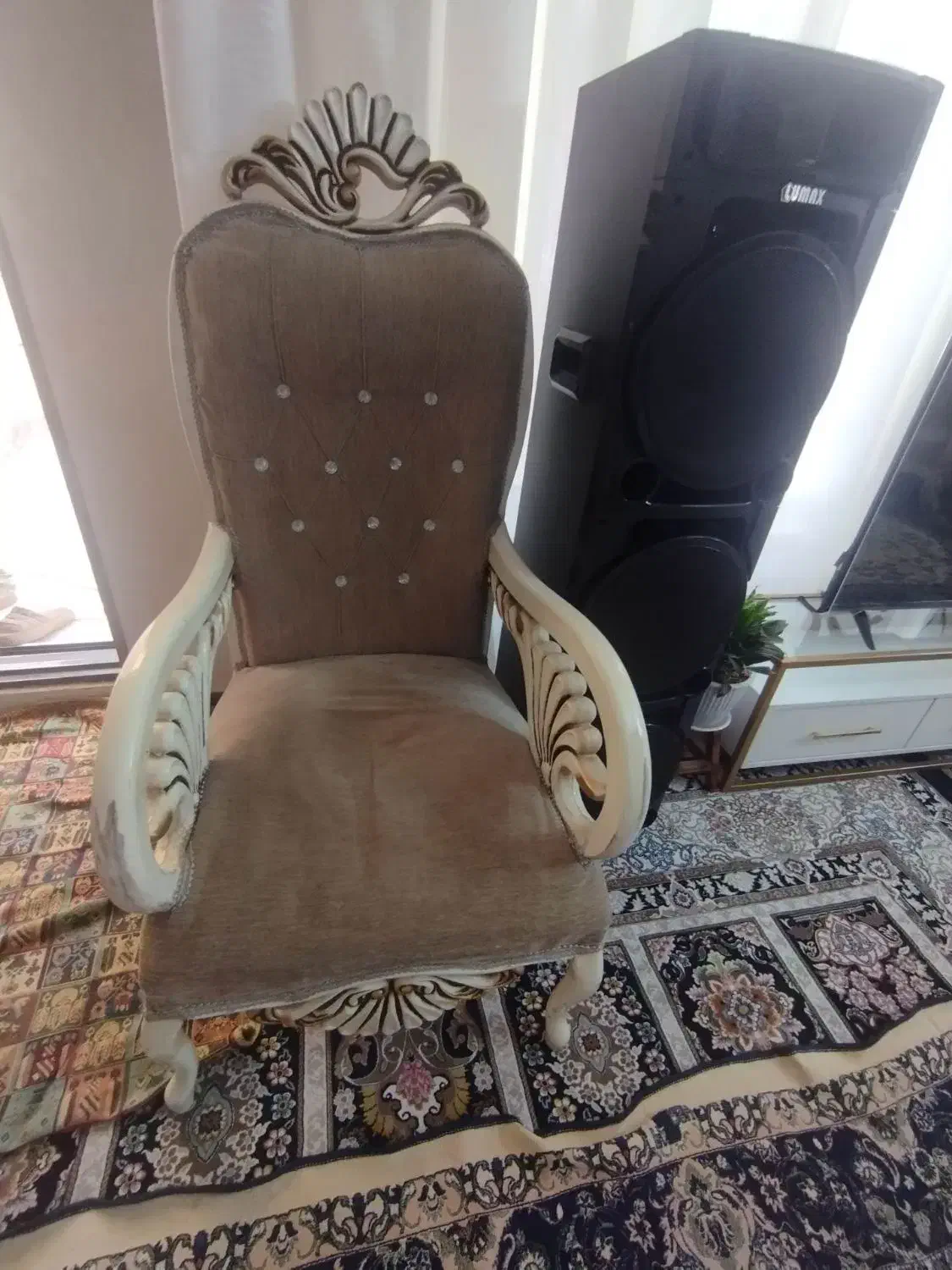 مبل نیمه سلطنتی|مبلمان خانگی و میز عسلی|مشهد, پنجتن|دیوار