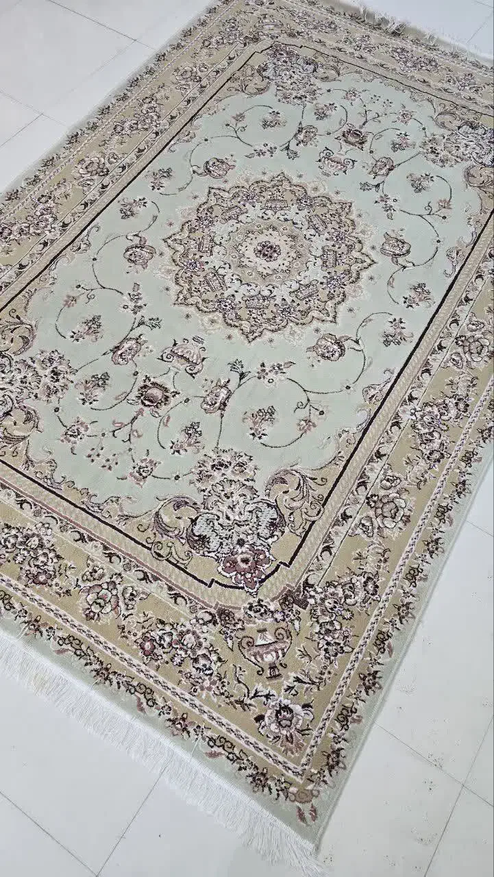 دو تخته فرش 6متری کرم رنگ|فرش|ایلام, |دیوار