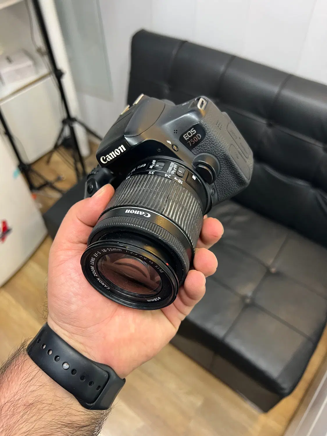 750D 18-55|دوربین عکاسی و فیلم‌برداری|تهران, چوب تراش|دیوار