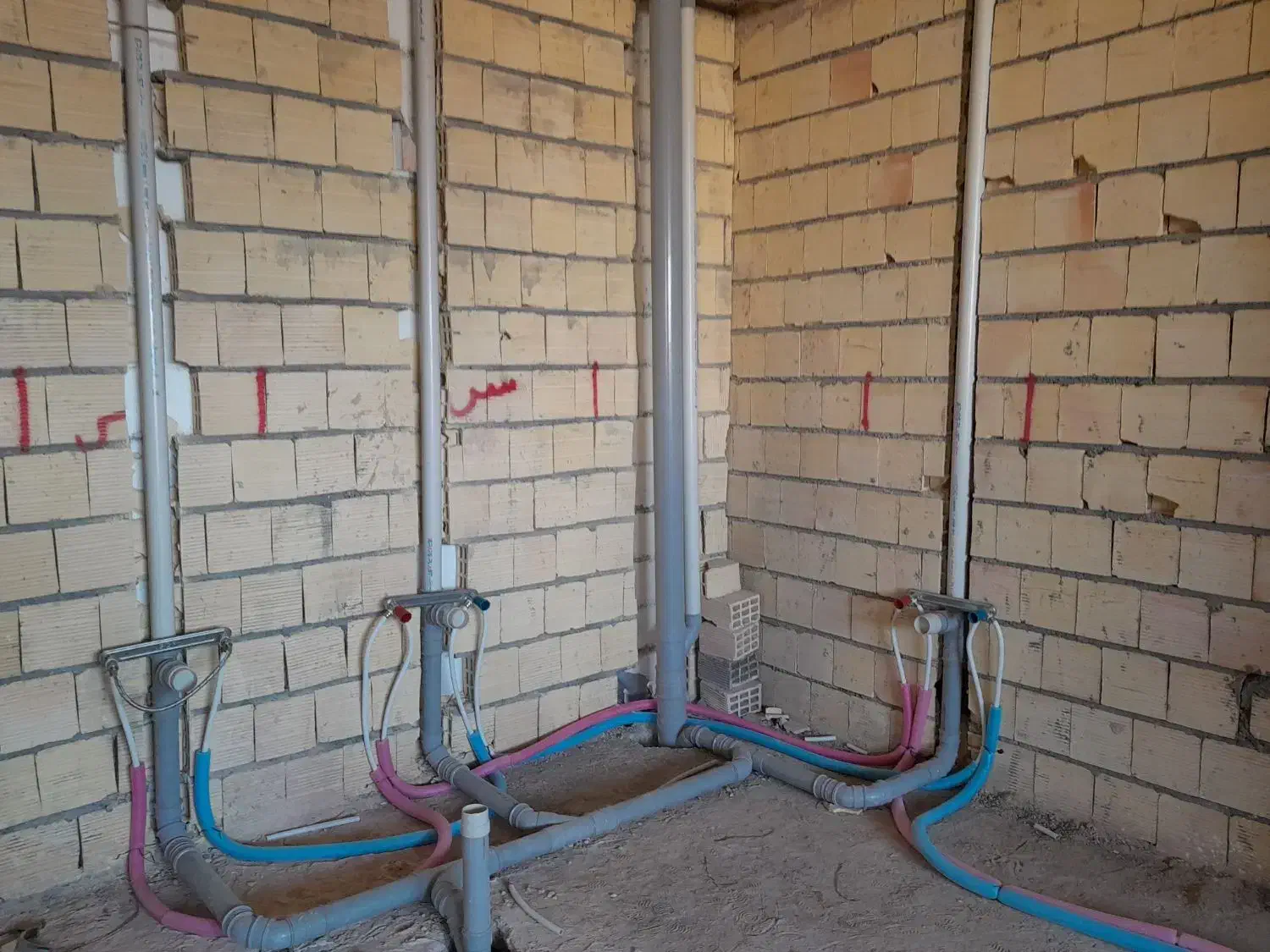 لوله کشی تعمیر آبگرم کن|خدمات پیشه و مهارت|اصفهان, باغ فدک|دیوار