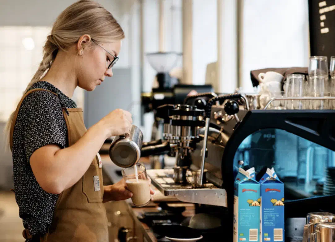 باریستا خانم|استخدام خدمات فروشگاه و رستوران|اهواز, زیتون کارمندی|دیوار