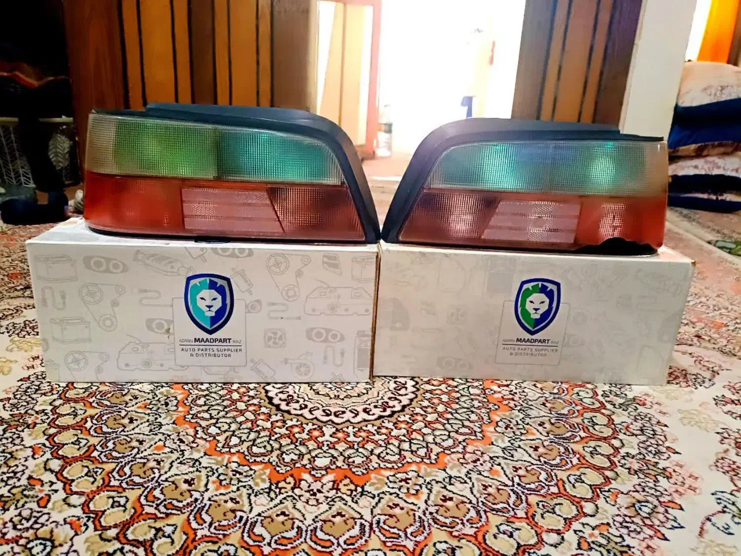 سپر و چراغ خطر|قطعات یدکی و لوازم جانبی|قم, علی آباد|دیوار