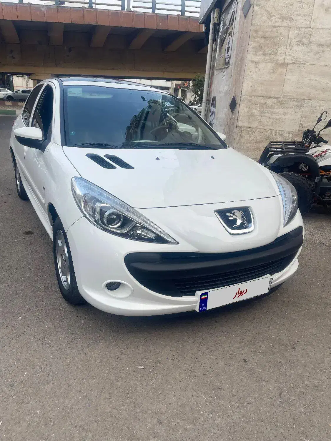 ۲۰۷ سقف پانا مدل ۱۴۰۱|خودرو سواری و وانت|رشت, بوسار|دیوار